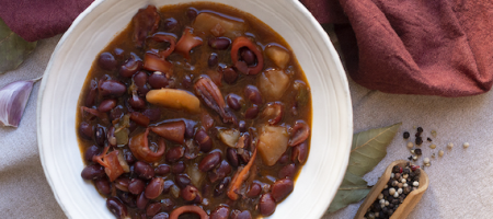 alubias con chipirones en olla gm